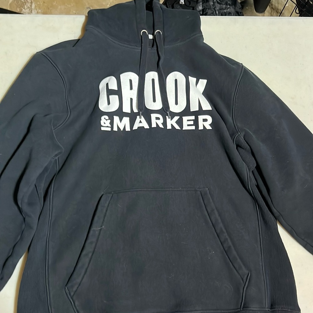Large men’s sport-tek hoody black
